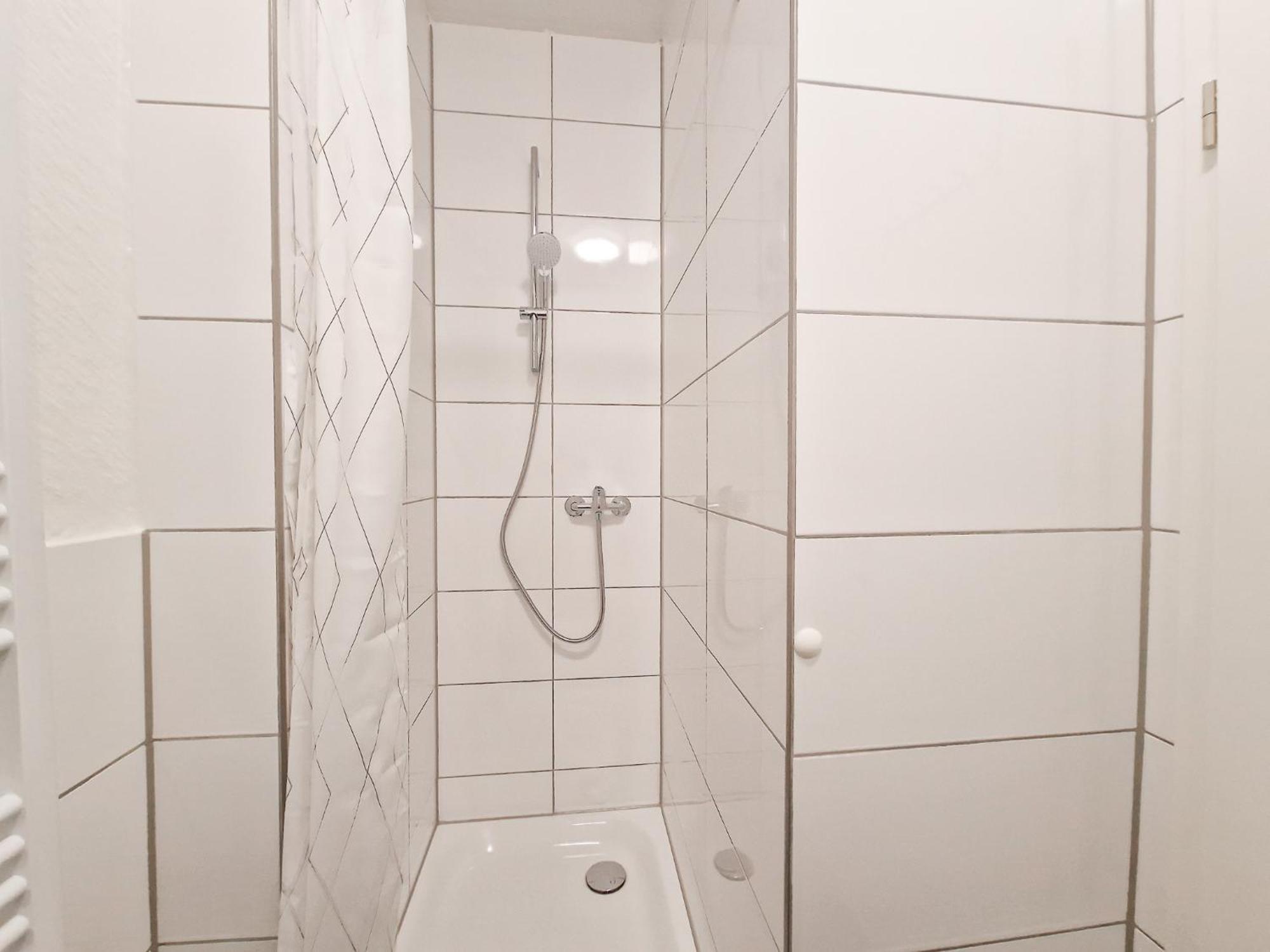 Raj Living - 1 Or 4 Room Apartments - 15 Min To Messe Dus - 10 Min Old Town Dus Düsseldorf Exterior foto
